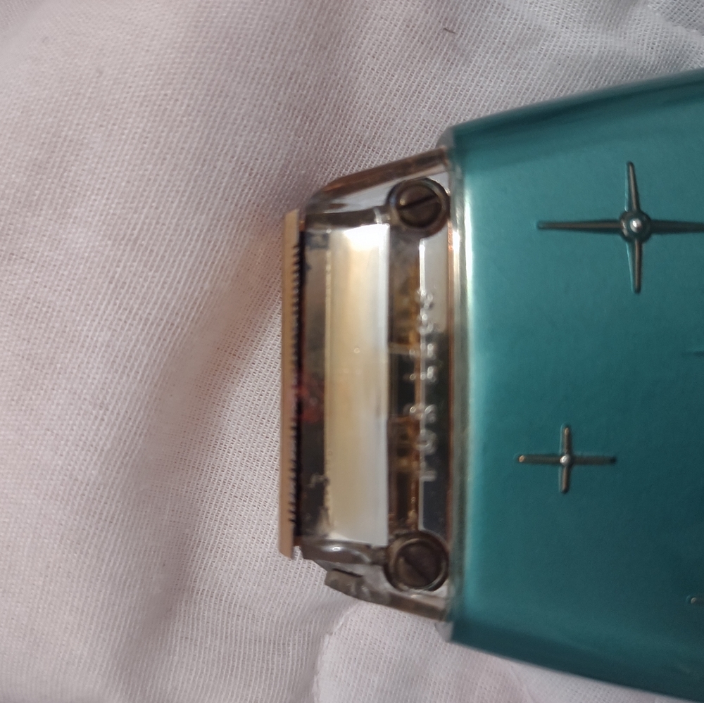 Teal Lady Schick Electric Starburst Pattern Razor - Picture 11 of 12